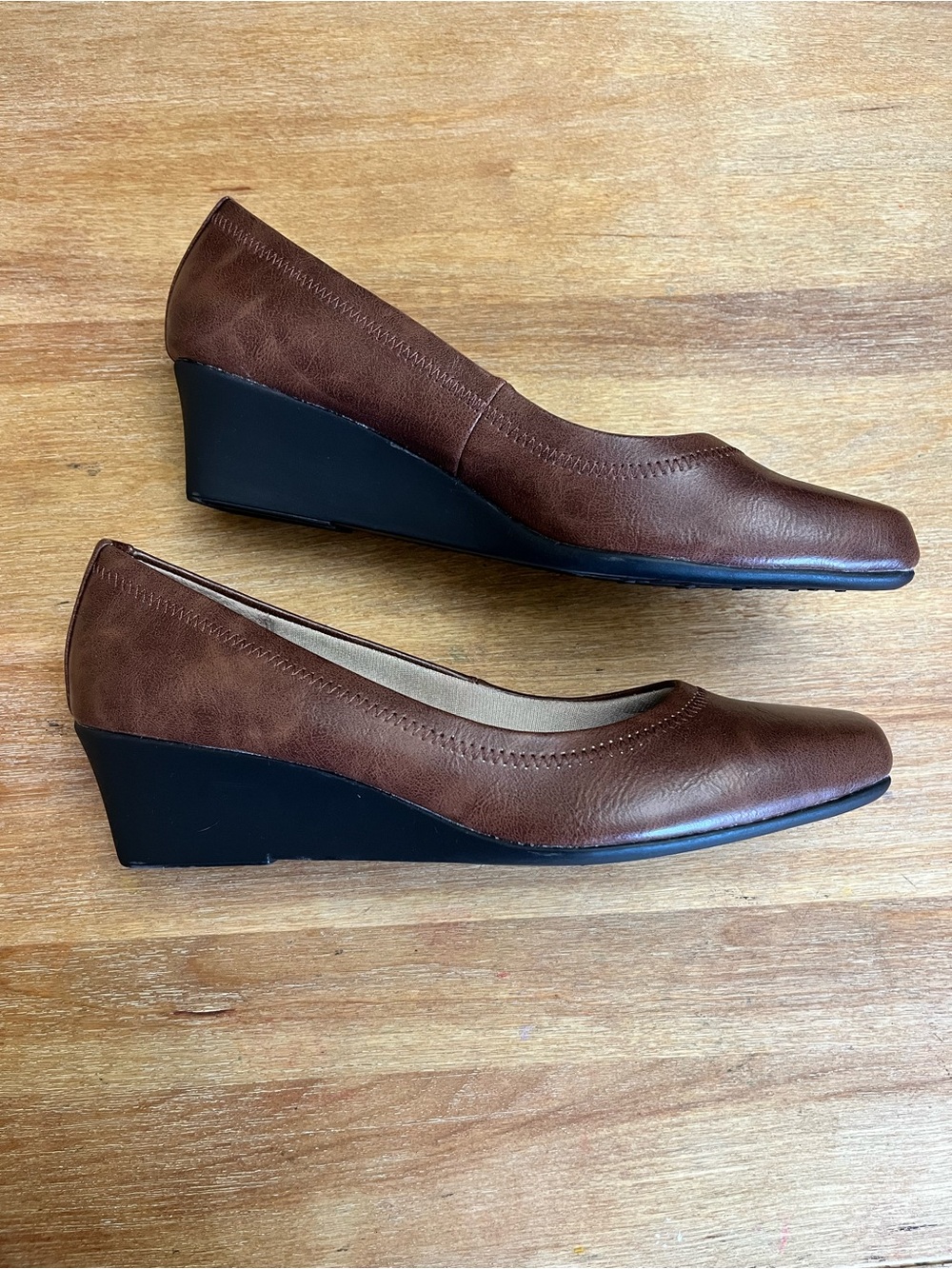 Life Stride Women's Groovy Wedge Pumps — Smooth Almond Toe